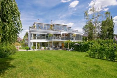 Sunny, modern 4.5 room apartment with beautiful southwest garden