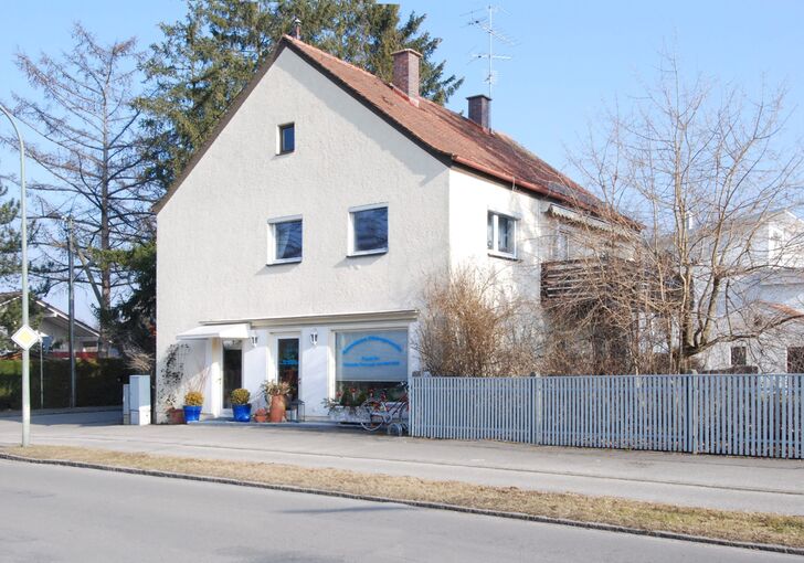 Straßenansicht