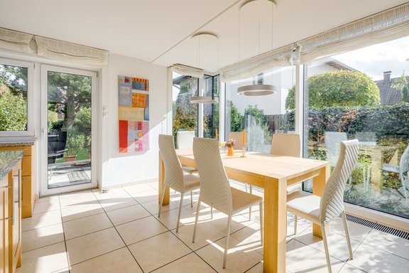 Küche mit Wintergarten-Flair