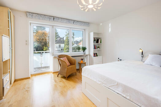 Kinderzimmer mit Westbalkon