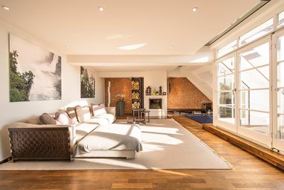 Spektakuläre Dachgeschosswohnung mit Südost-Terrasse und exklusiver Ausstattung