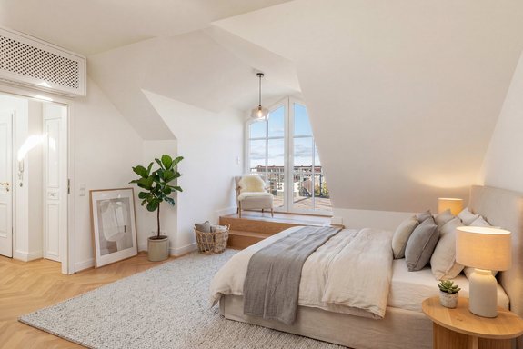 Bedroom with access to the roof terrace (virtually furnished)