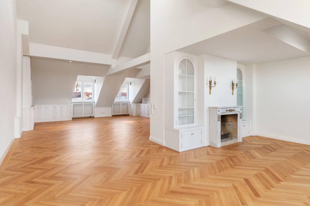 Wohnbereich mit offenem Kamin