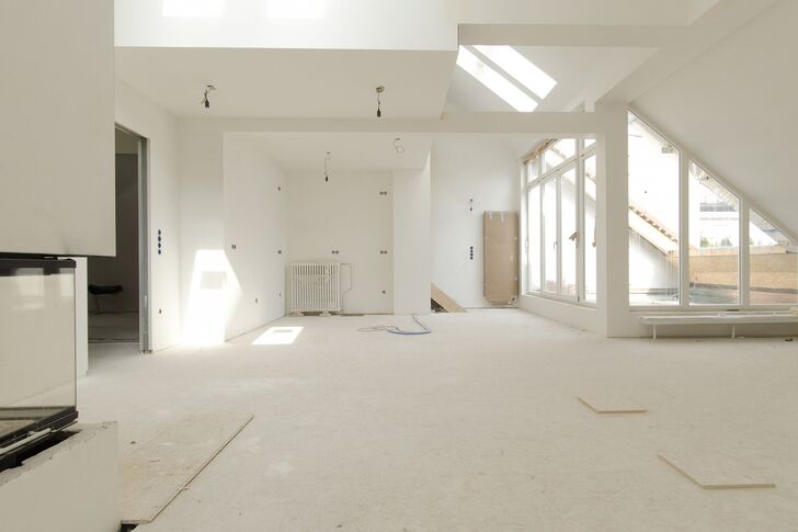 Wohnküche mit Zugang zur Dachterrasse (Ausbau noch frei gestaltbar)