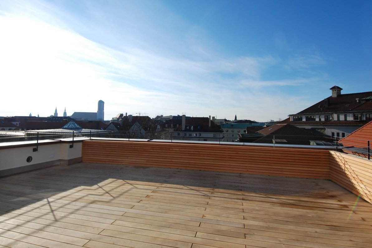 South roof terrace