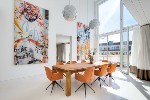 Objektvideo ansehen: Spektakuläre Wohnung über 348 m² mit Südterrasse, Apartment und Haus-im-Haus-Gefühl