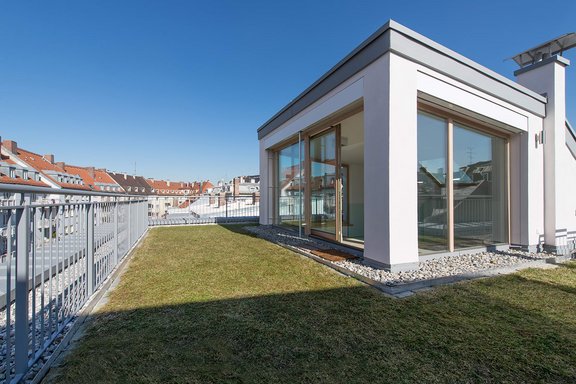 Umlaufender Dachgarten