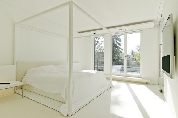 Sleeping area with terrace access