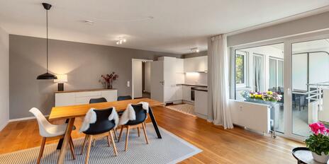 City apartment near the Isar River with a large loggia