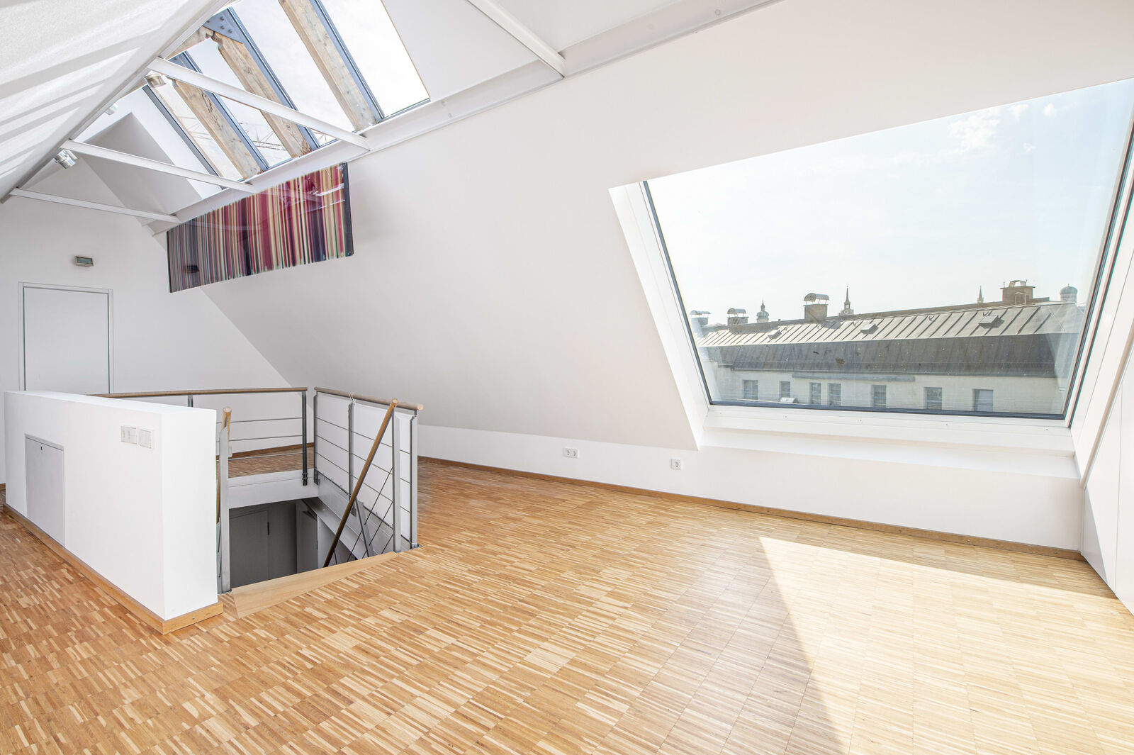 Sonnenerfülltes Dachstudio