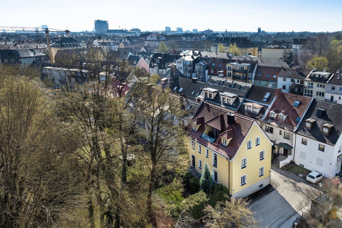 Charming townhouse built in 1928