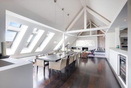 Living, eating and cooking on one level