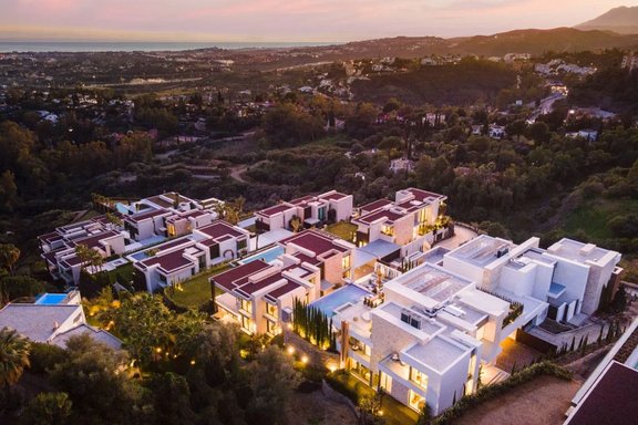 Exclusive living area