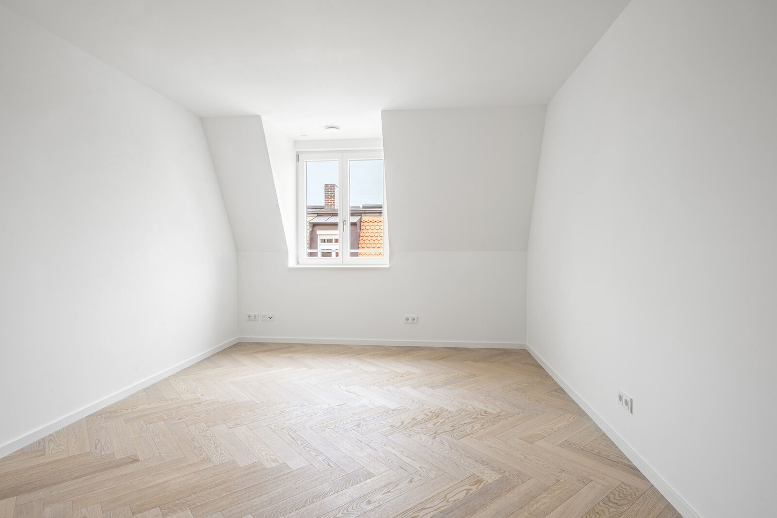 Kinder-/Arbeitszimmer