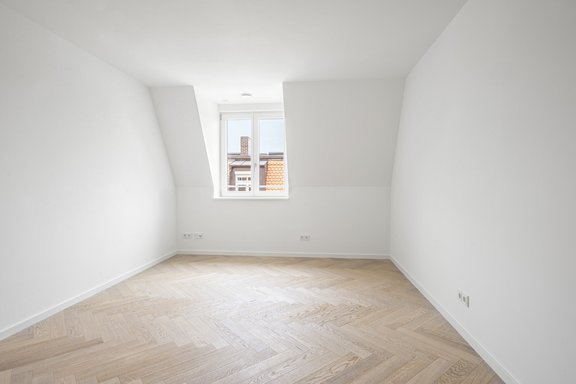 Kinder-/Arbeitszimmer