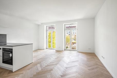 Stattelmann Palais: Ideally cut 3-room apartment with south-facing balcony for first-time occupancy
