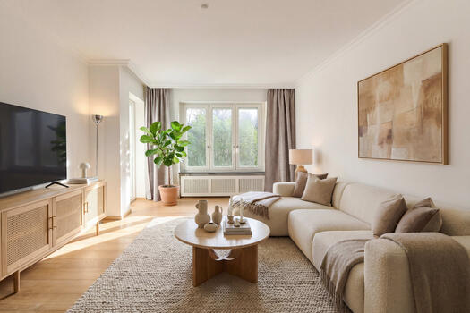 Elegantes Wohnzimmer (virtuell möbliert)