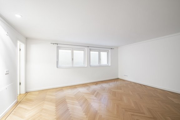 Hobbyraum mit Duschbad