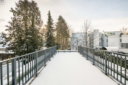 Sonnige Balkonterrasse