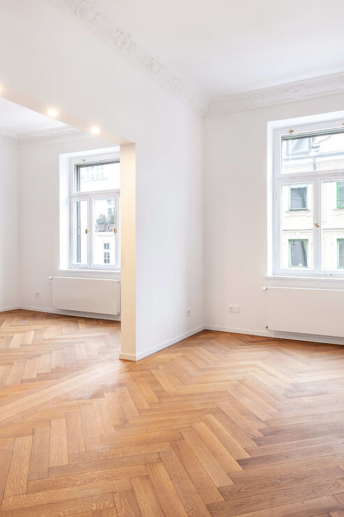 Prachtvoller Wohn-Essbereich mit Original-Decken