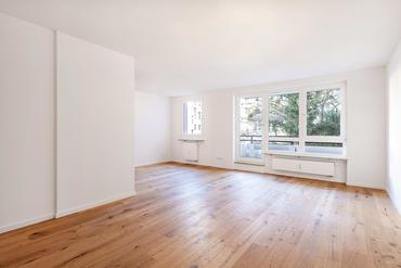 Stylishly modernised, quiet 3-room apartment with ideal cut and balcony near the Isar river