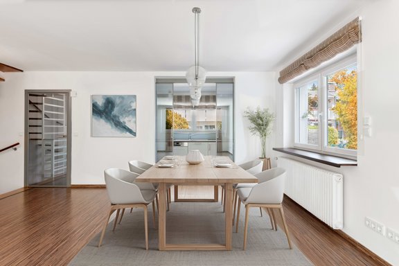 Dining area (visualized)