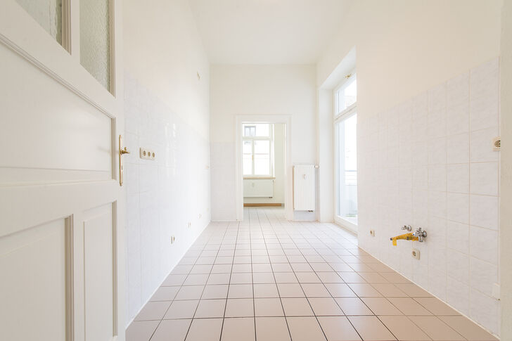 Küche mit Ostbalkon
