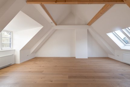 Balken und lichte Raumhöhen