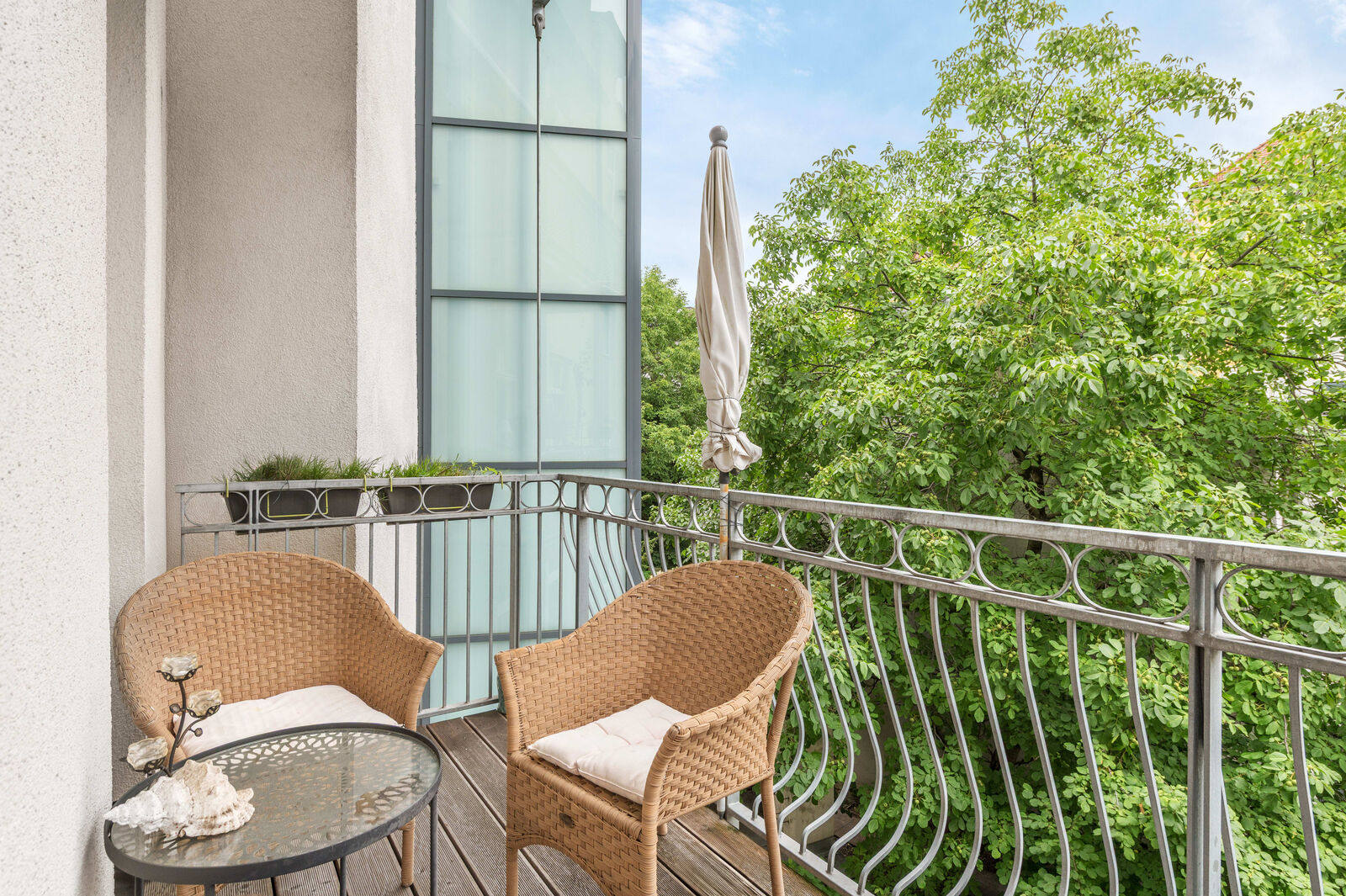 Balkon mit Blick ins Grüne