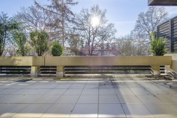 Südterrasse vor dem Wohnbereich