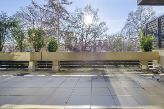 Südterrasse vor dem Wohnbereich