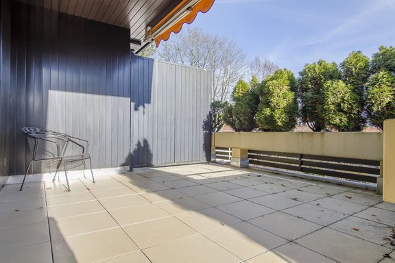 Ostterrasse vor dem Schlafzimmer