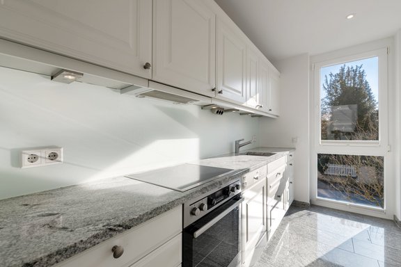 Hochwertige Einbauküche