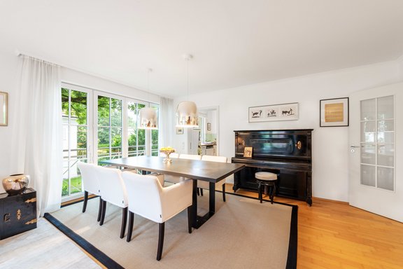 Großzügiger Essplatz