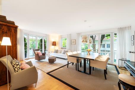 Stilvolle 3-Zimmer-Wohnung mit Südbalkon und Hobbyraum