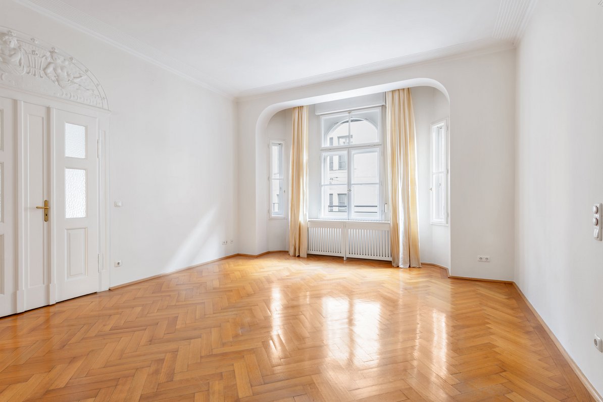 Spacious living area with double doors