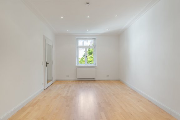 Dressing room to the master bedroom