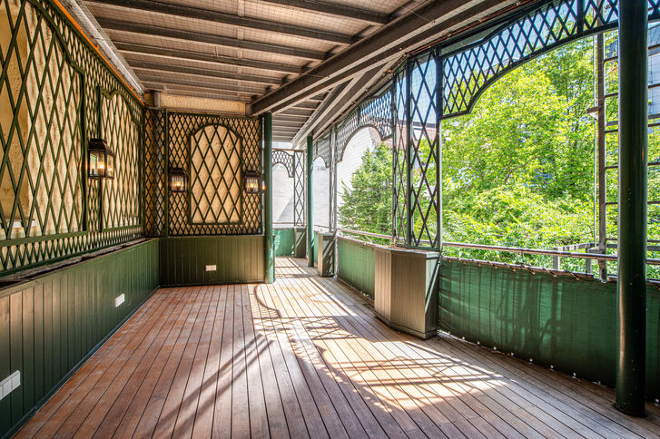 Balkon mit Ostausrichtung