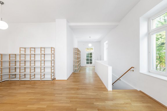 Lichterfüllte Räumlichkeiten