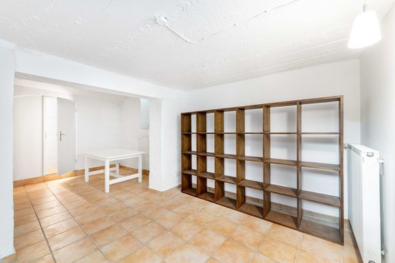 Untergeschoss mit Stauraum