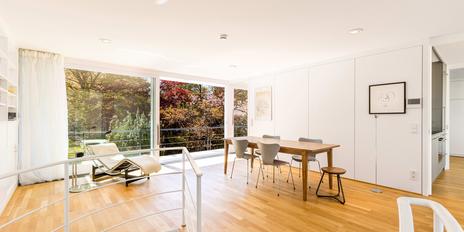 Stilvolle Altbauvilla mit Gästehaus, Traumgarten und Pool in vorzüglicher Lage