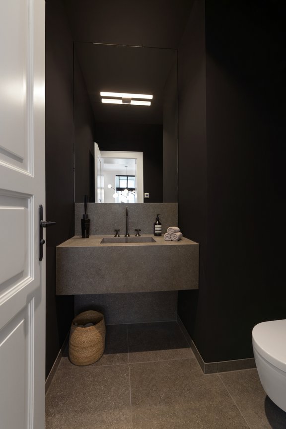 Edel gestaltetes Gäste-WC