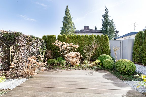 Vorderseite Terrasse