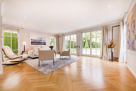 Stylish family house with charming garden