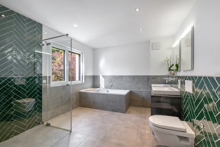 Großzügiges Familienbad