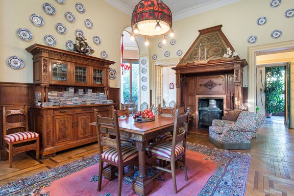 Wohn-Esszimmer mit angrenzender Veranda