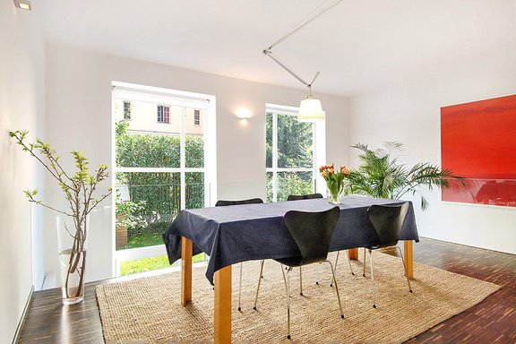 Essbereich mit Glasbrüstung