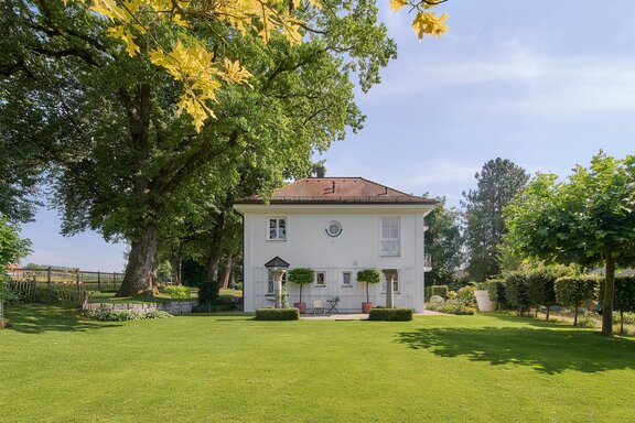 Weitläufiger Garten