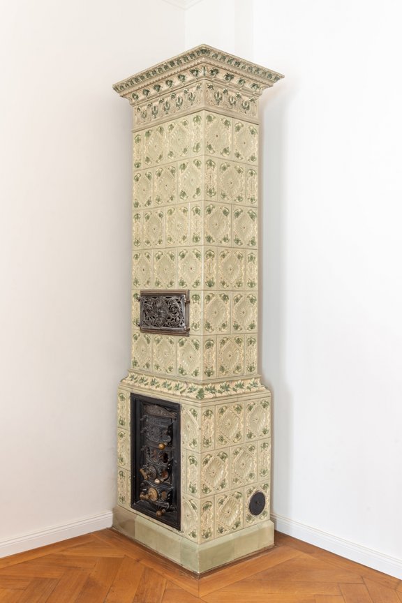 Historischer Kachelofen