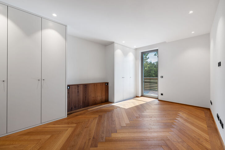 Schlafzimmer mit Maßeinbauten